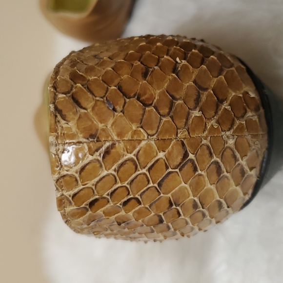 Walter Steiger Size 7.5 Tan,Snakeskin, Leather,Pointed Toe, Low Block He… - Picture 5 of 8